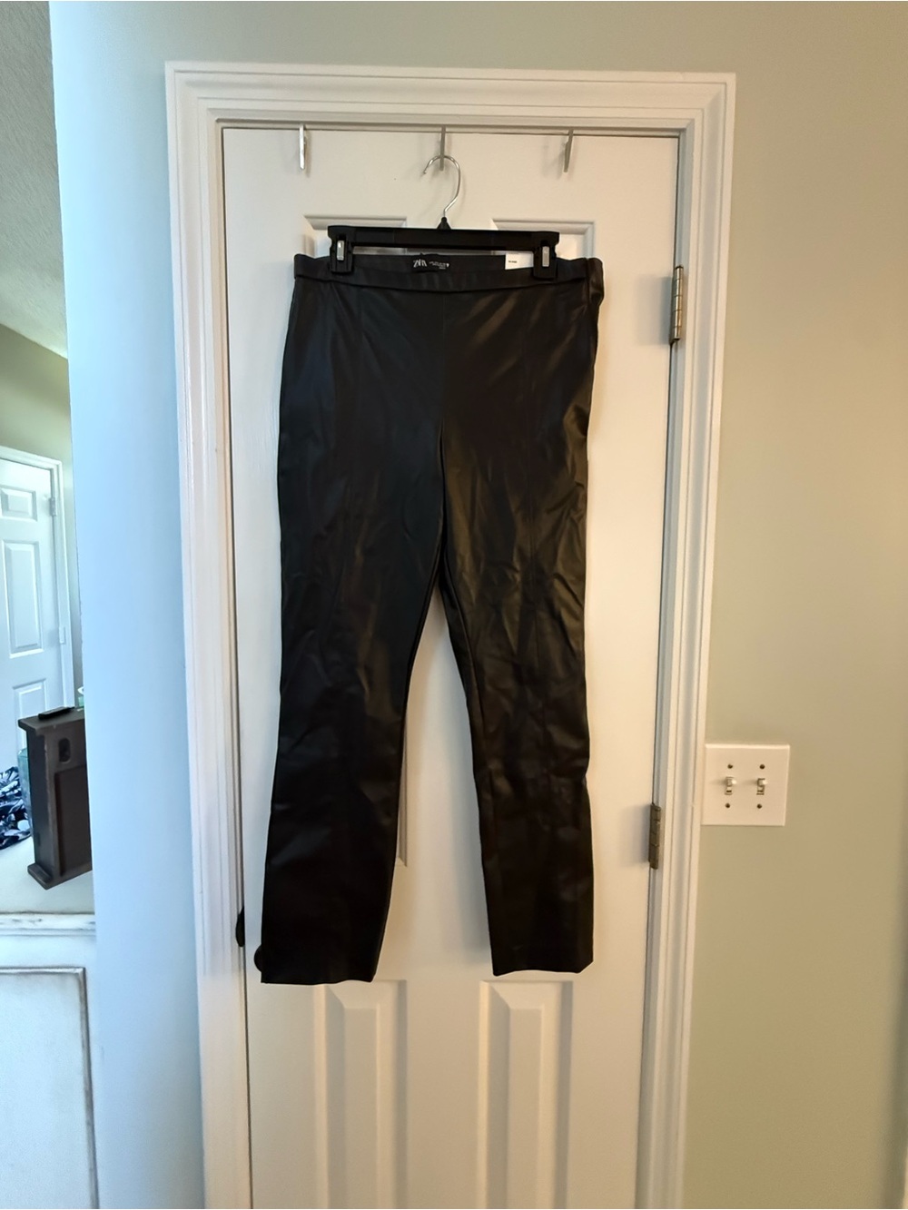 Zara Black Faux Leather Leggings